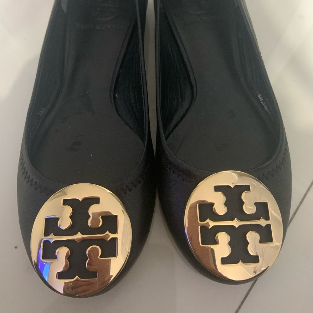 SOLD! Tory Burch Reva flats